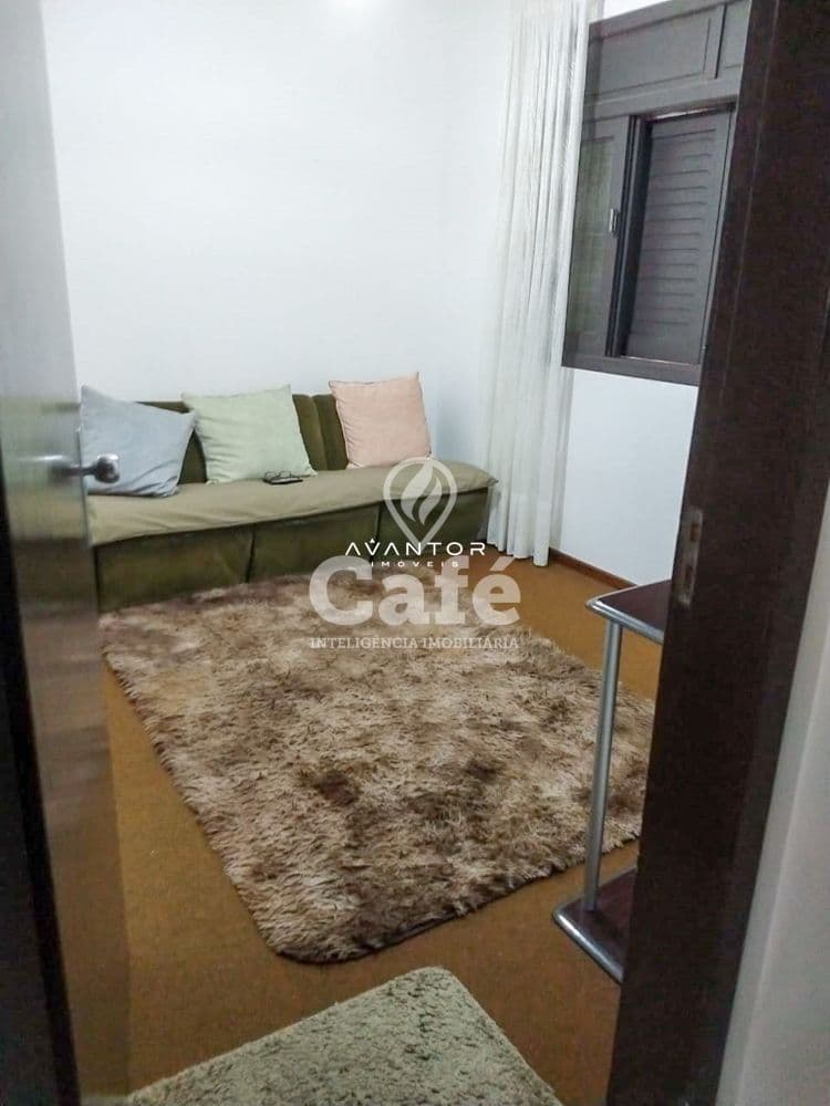 Casa 3 dormitórios + dependência de empregada, Nossa Sra. de Lourdes — Casa com 4 quartos à venda em Nossa Senhora de Lourdes, Santa Maria/RS