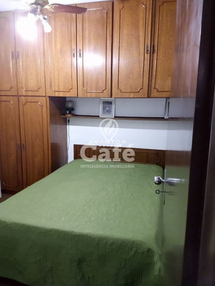 Casa 3 dormitórios + dependência de empregada, Nossa Sra. de Lourdes — Casa com 4 quartos à venda em Nossa Senhora de Lourdes, Santa Maria/RS