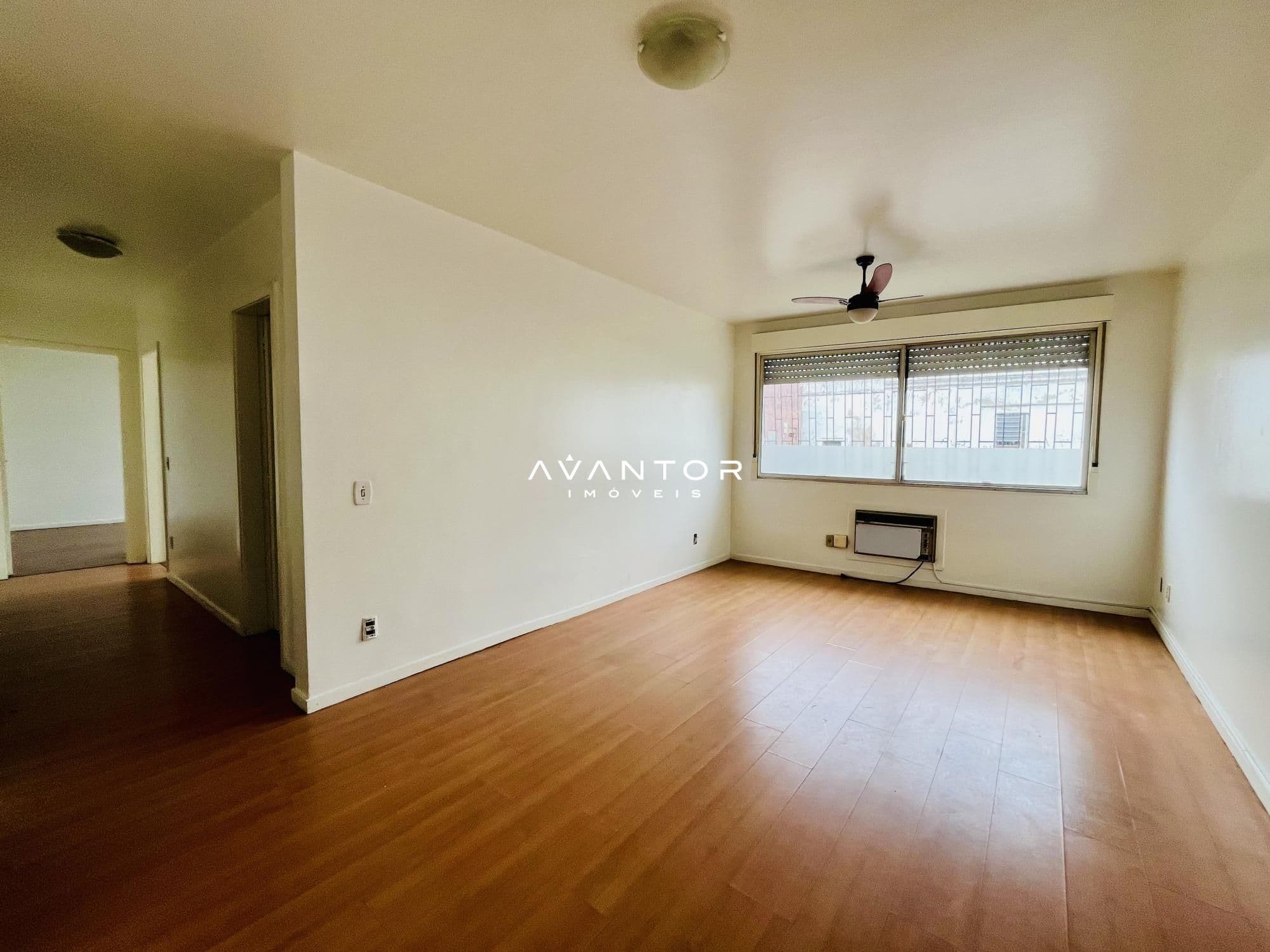 Apartamento com 2 quartos à venda no Edifício Tiziano, em Nossa Senhora do Rosário, Santa Maria/RS — foto 2 de 13