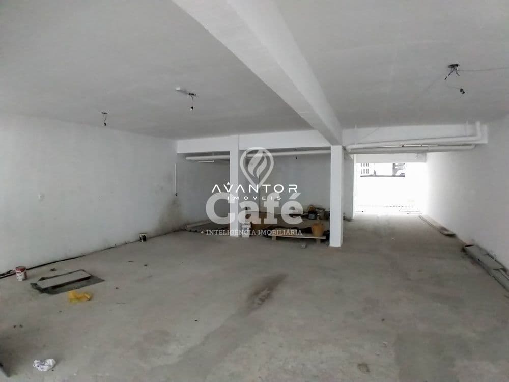 Excelente oportunidade! Sala comercial com 135m² de área privativa — Sala Comercial com 1 sala à venda em Centro, Santa Maria/RS