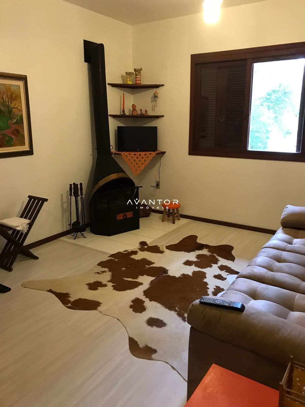 Apartamento com 1 quarto à venda no Edifício Aquilino, em Planalto, Gramado/RS — foto 2 de 8