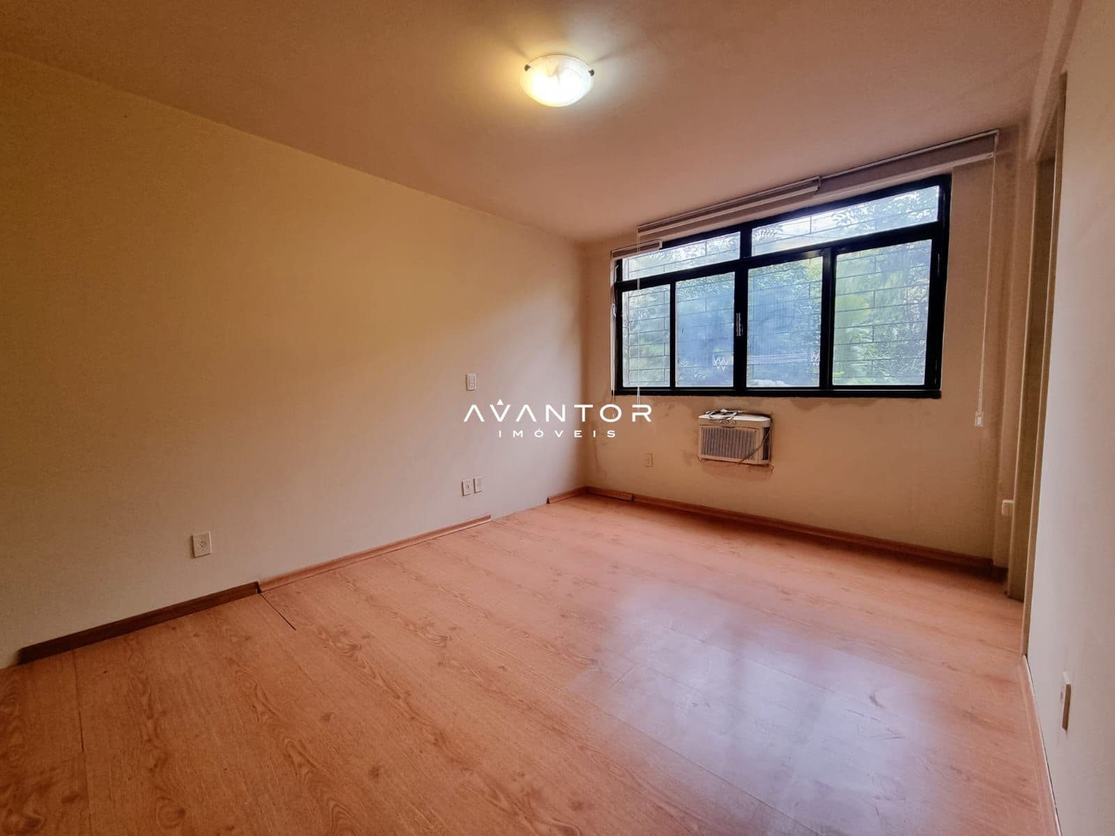 Apartamento com 3 quartos à venda no Edifício Continental, em Bonfim, Santa Maria/RS — foto 3 de 24