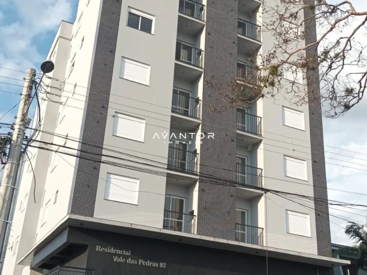 Fachada do prédio residencial — Apartamento com 2 quartos à venda em Nossa Senhora das Dores, Santa Maria/RS