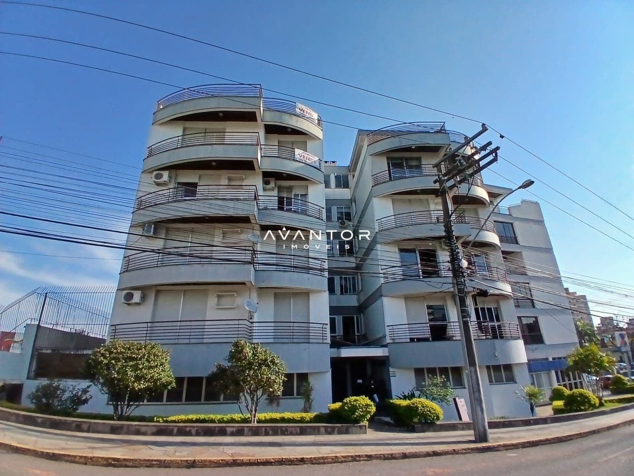Fachada do prédio com sacadas — Cobertura com 3 quartos à venda no Residencial Dutra, em Centro, Santa Maria/RS