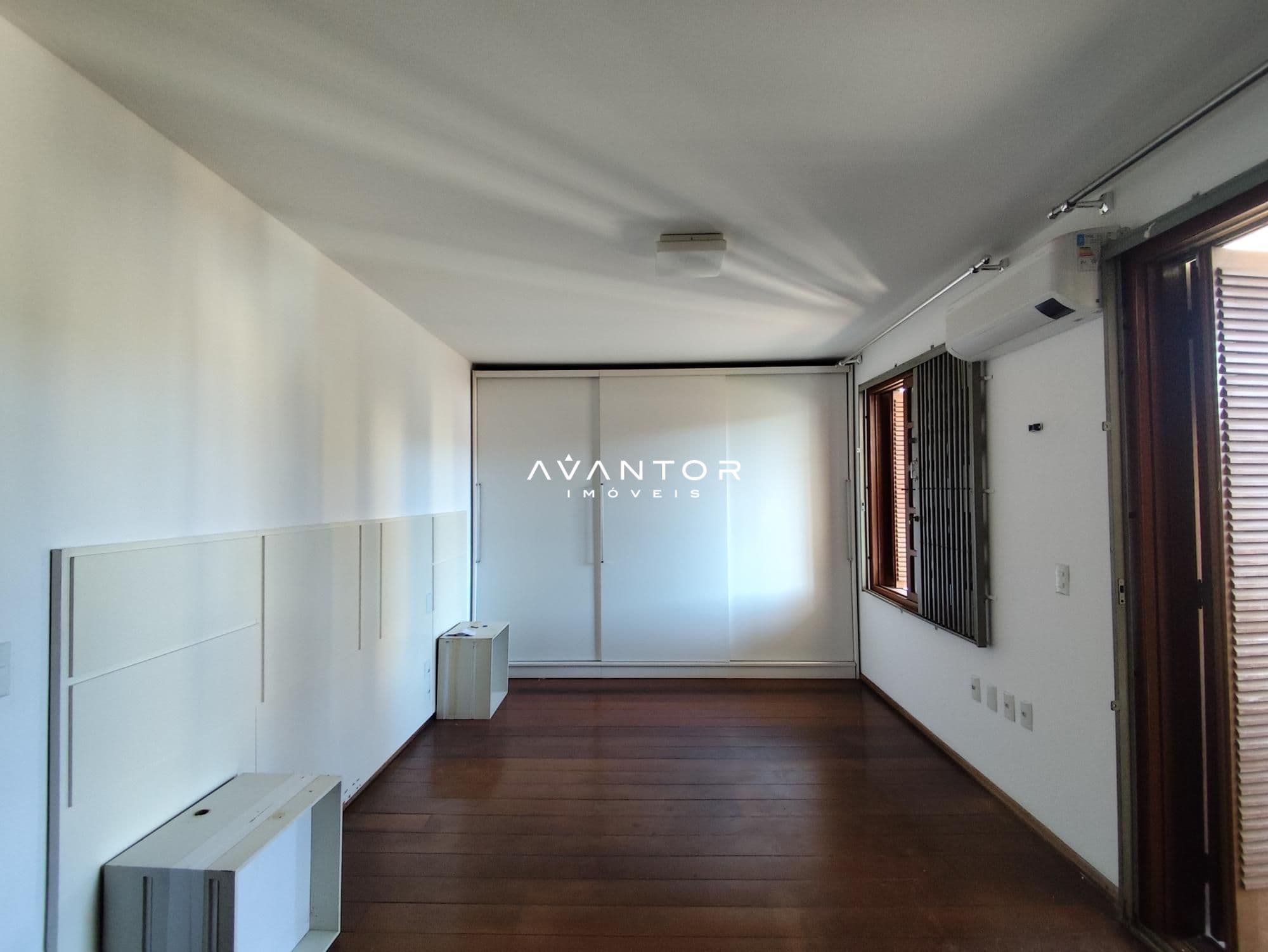 Casa com 4 quartos para alugar em Centro, Santa Maria/RS — foto 19 de 36