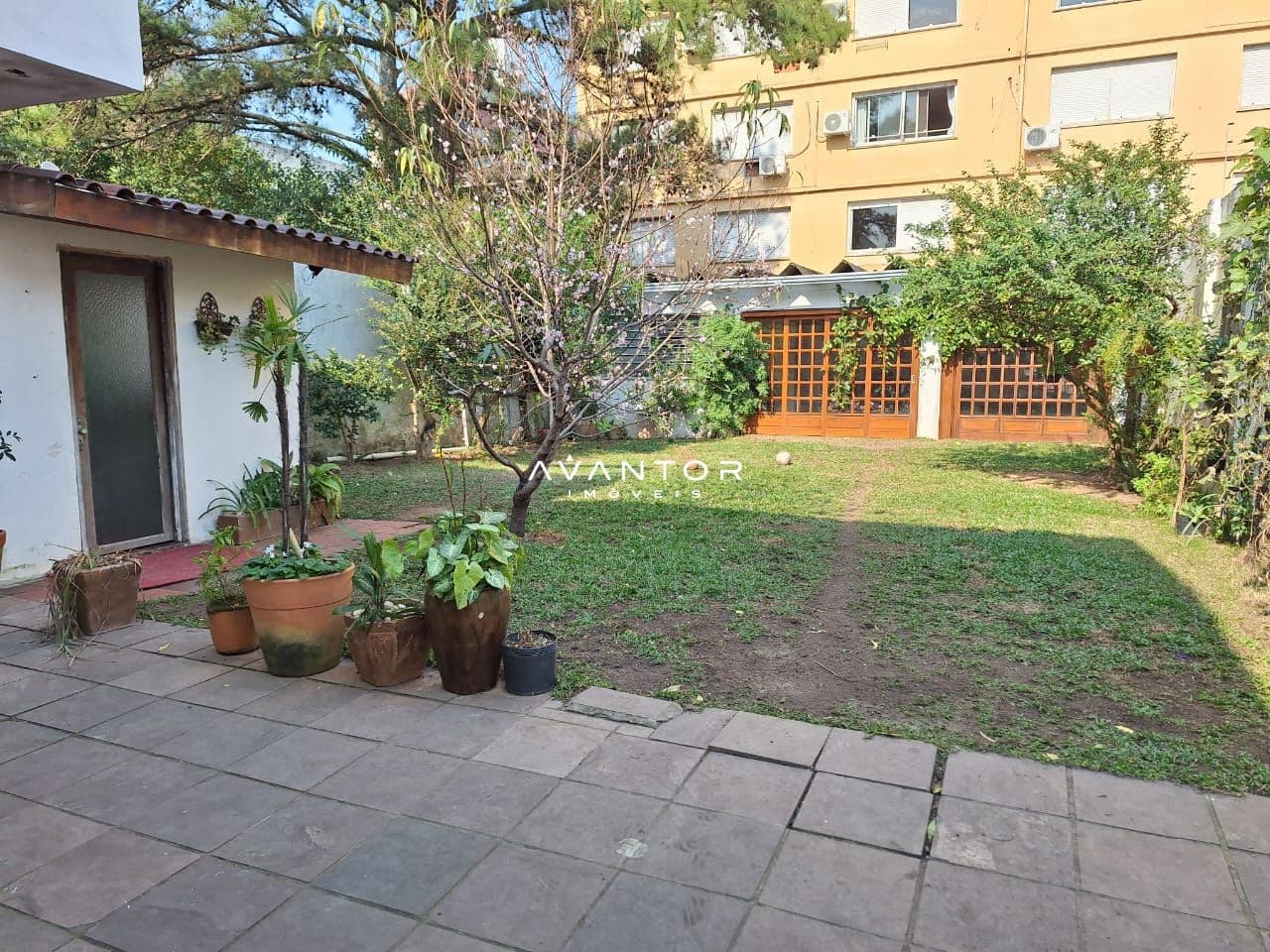 Casa com 4 quartos para alugar em Centro, Santa Maria/RS — foto 35 de 36