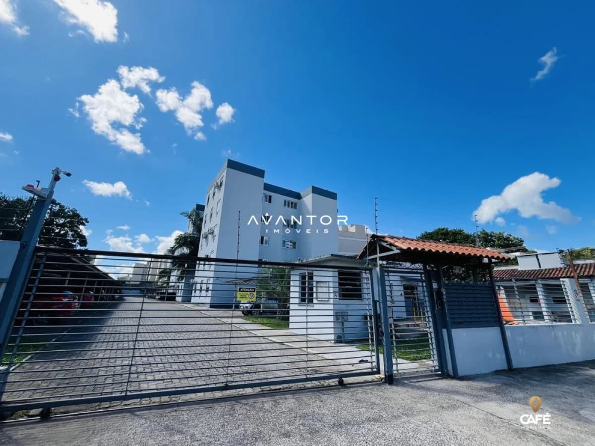 Fachada do prédio com portão de entrada — Apartamento com 3 quartos à venda em Nossa Senhora do Rosário, Santa Maria/RS