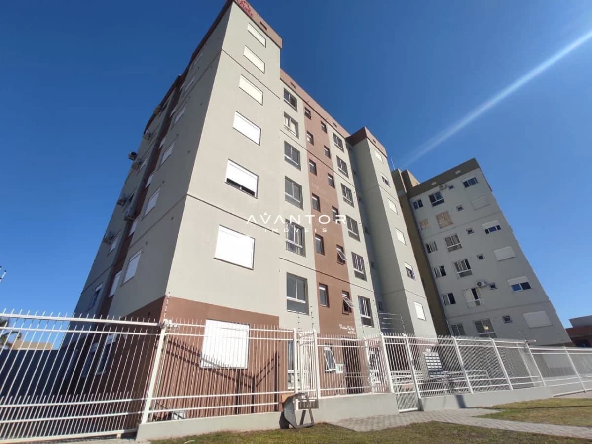 Fachada do prédio com portão de entrada — Apartamento com 2 quartos à venda em Camobi, Santa Maria/RS