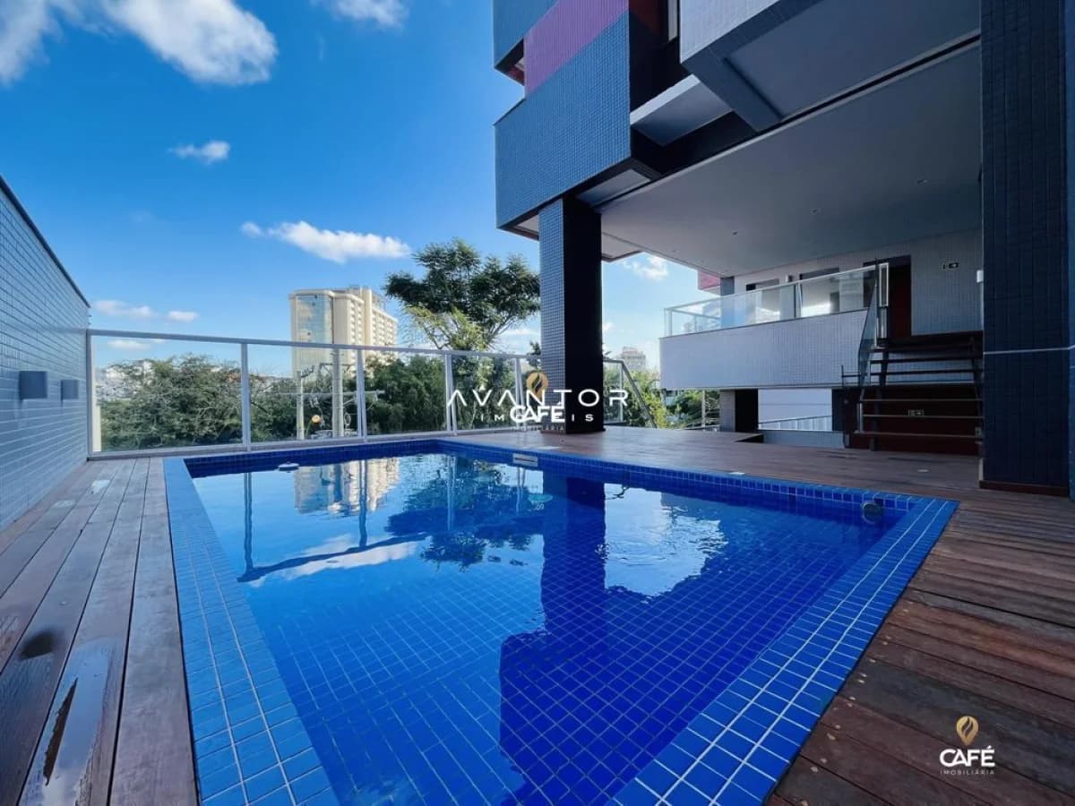Piscina com vista para a cidade — Apartamento com 3 quartos à venda em Nossa Senhora Medianeira, Santa Maria/RS