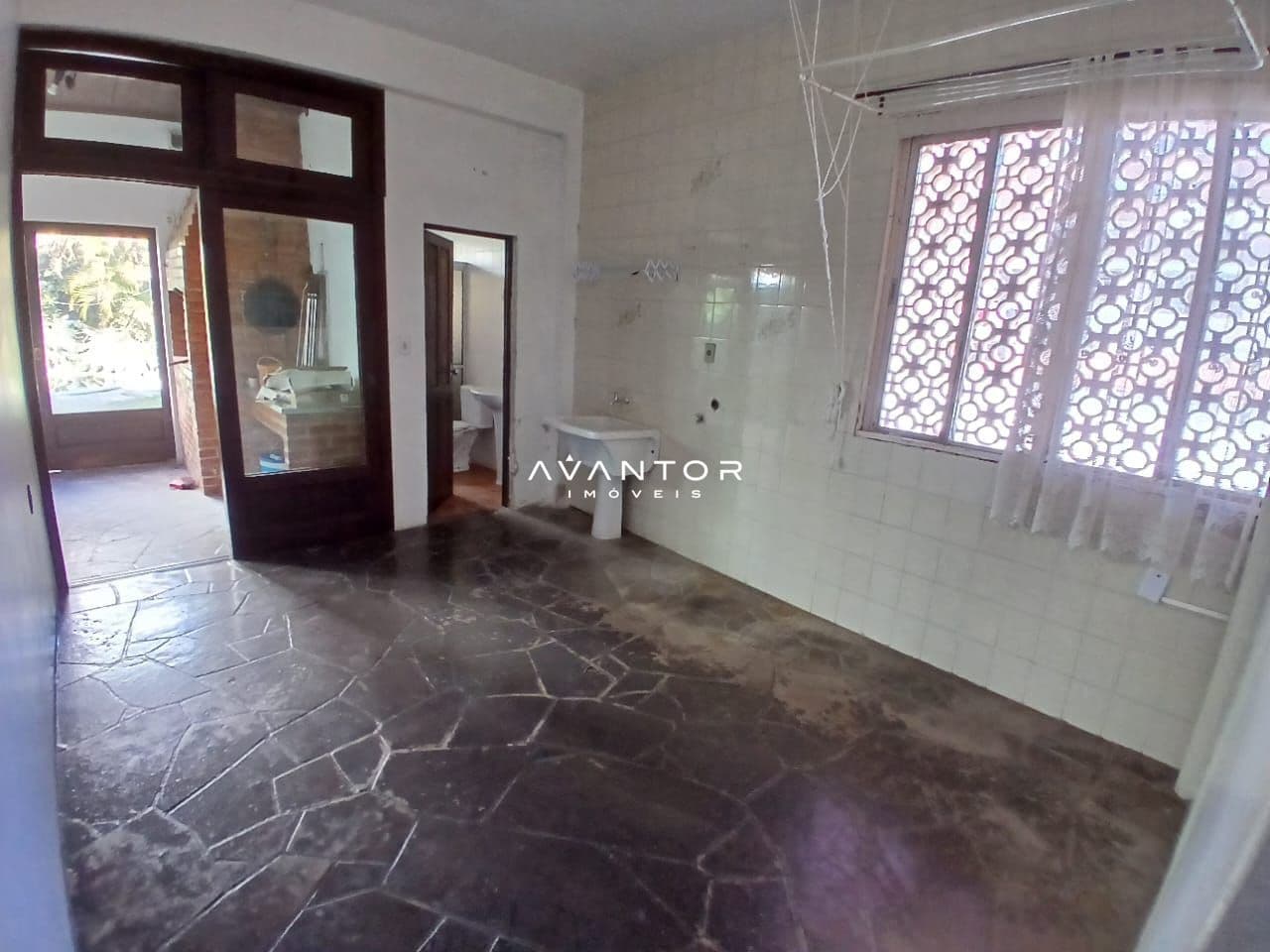 Casa com 4 quartos à venda em Nossa Senhora Medianeira, Santa Maria/RS — foto 19 de 36