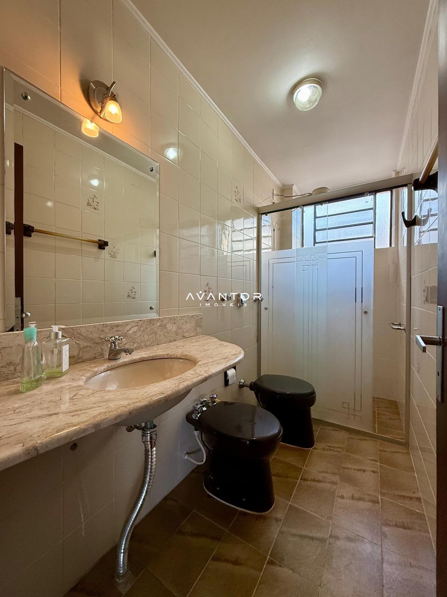 BANHEIRO SOCIAL — Apartamento com 3 quartos à venda no Edifício Talismã, em Centro, Santa Maria/RS