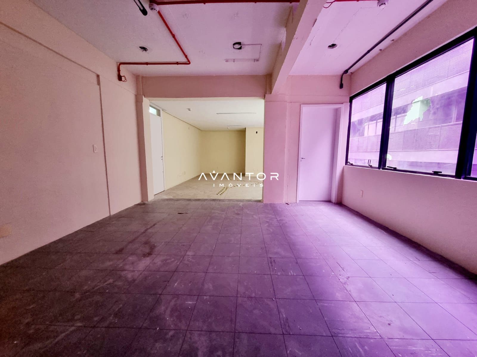 Sala Comercial com 1 sala à venda em Nossa Senhora de Fátima, Santa Maria/RS — foto 2 de 4