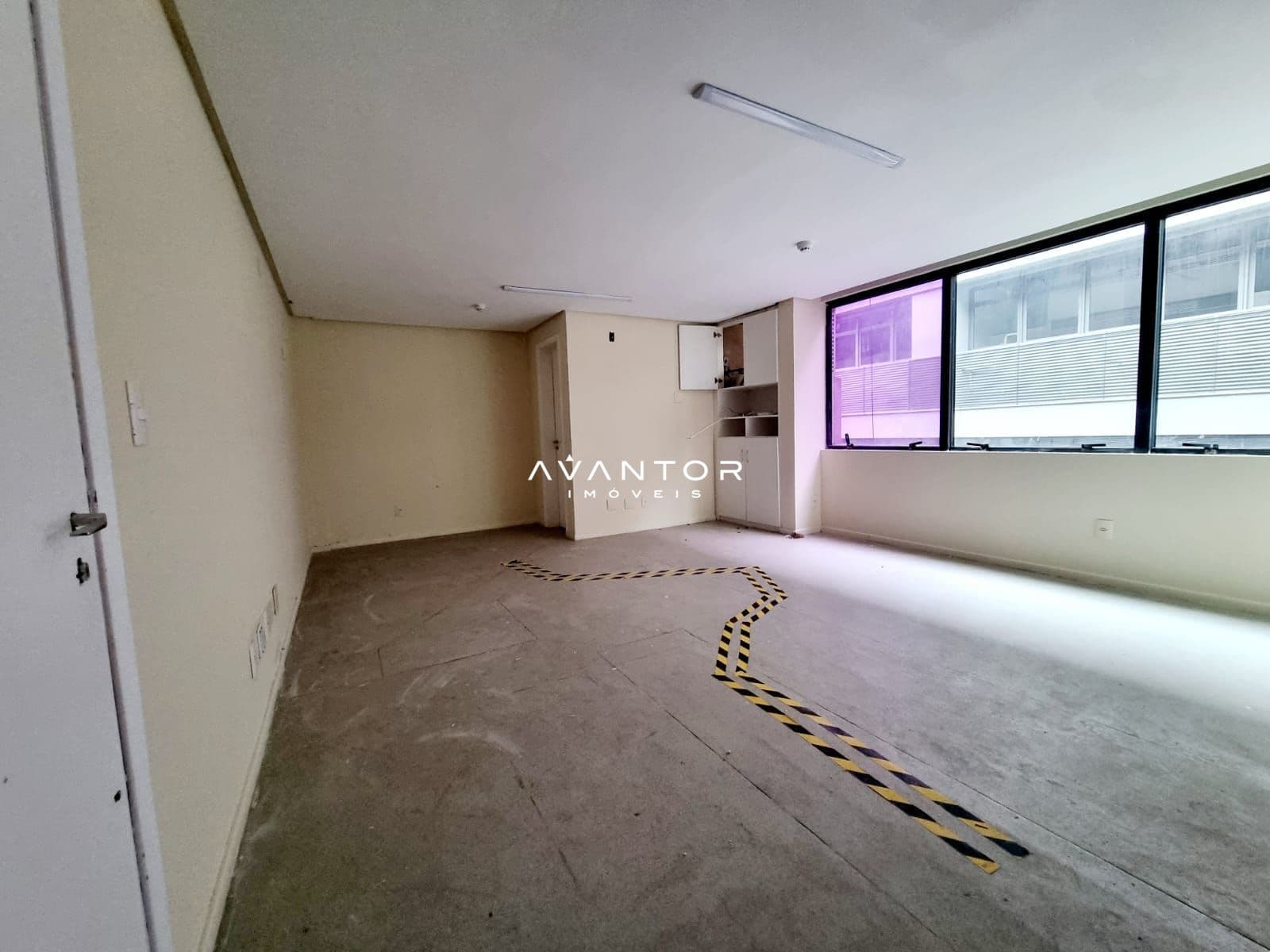 Sala Comercial com 1 sala à venda em Nossa Senhora de Fátima, Santa Maria/RS — foto 3 de 4
