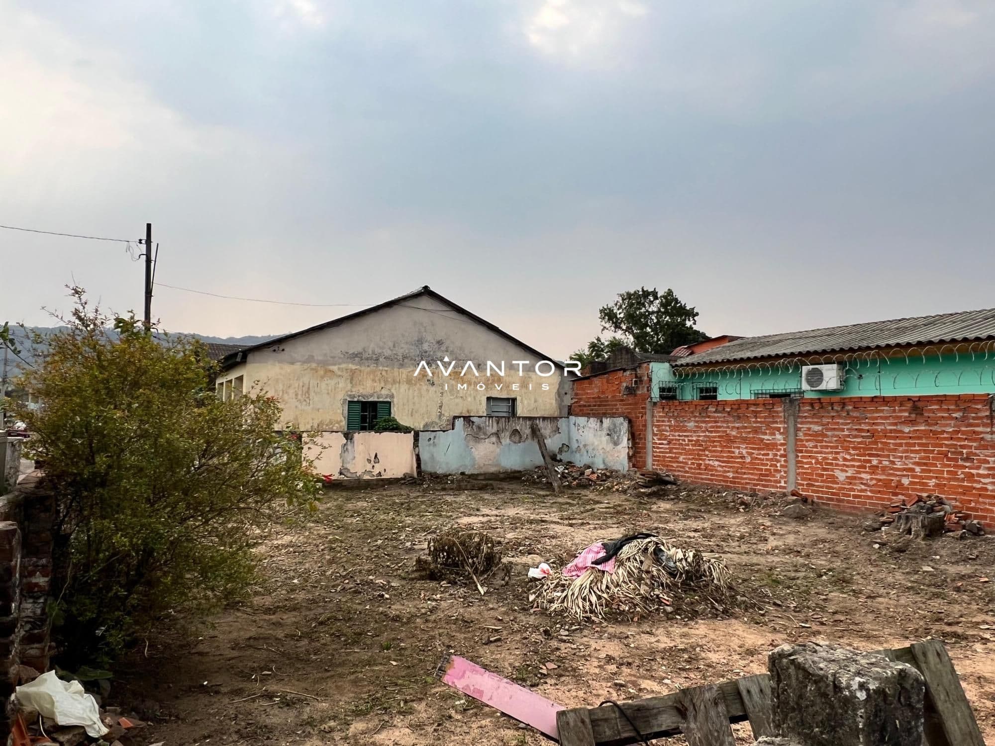 Terreno à venda em Carolina, Santa Maria/RS