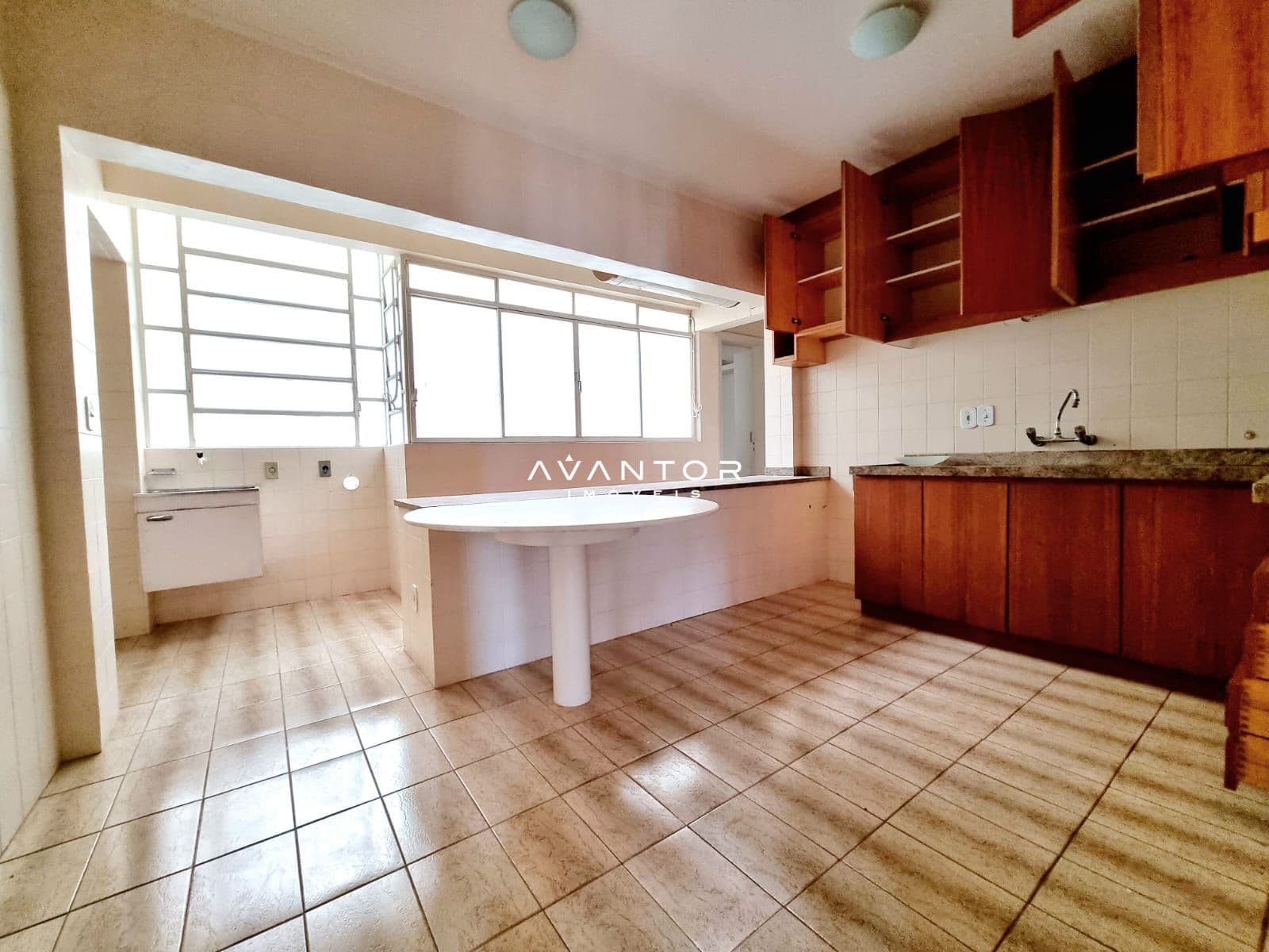Apartamento com 3 quartos à venda no Edifício Augusto, em Centro, Santa Maria/RS — foto 3 de 18