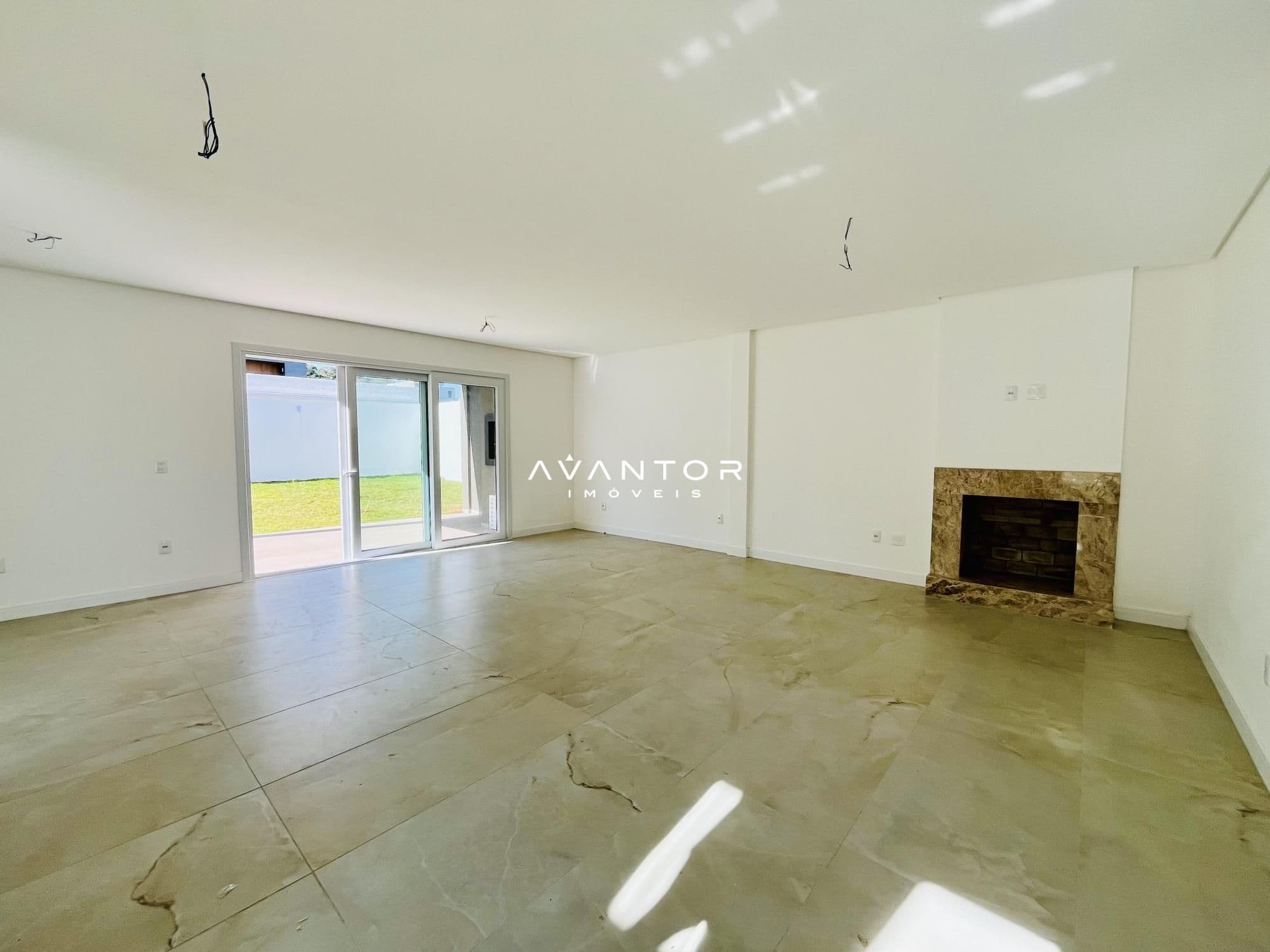 Casa com 4 quartos à venda no Residencial Real Park, em Tomazetti, Santa Maria/RS — foto 2 de 25
