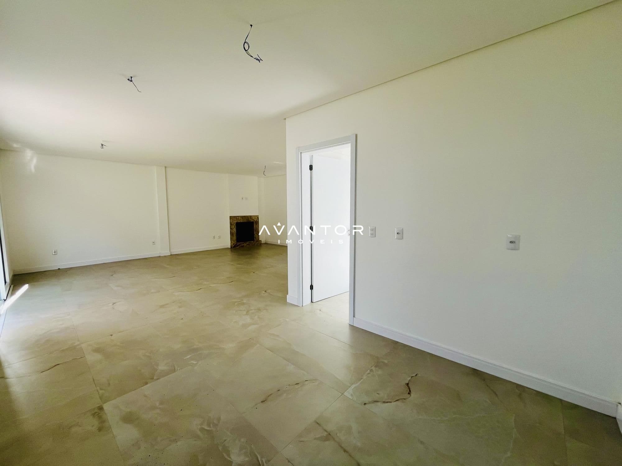 Casa com 4 quartos à venda no Residencial Real Park, em Tomazetti, Santa Maria/RS — foto 5 de 25