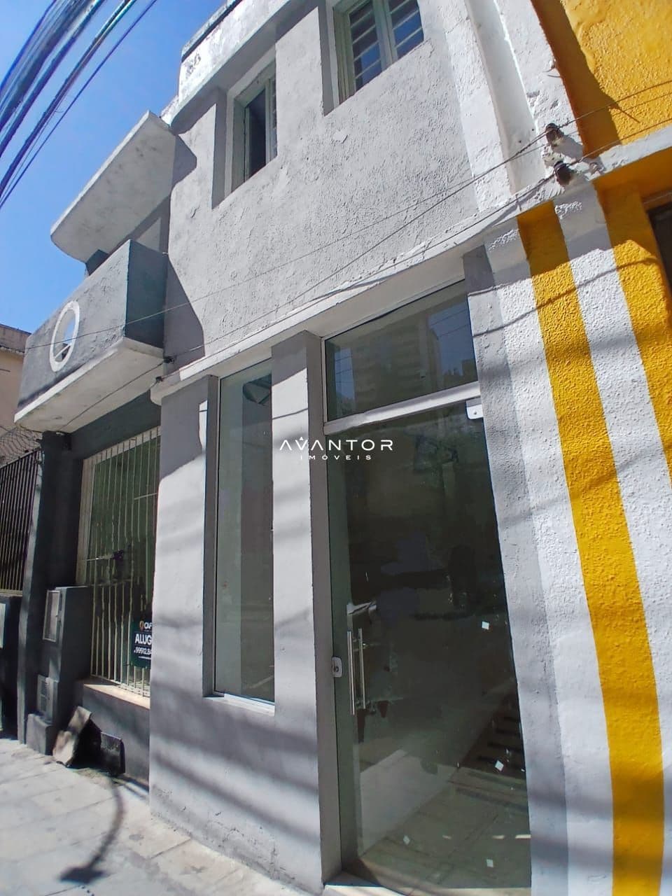 Casa Comercial com 4 salas à venda em Centro, Santa Maria/RS — foto 2 de 19