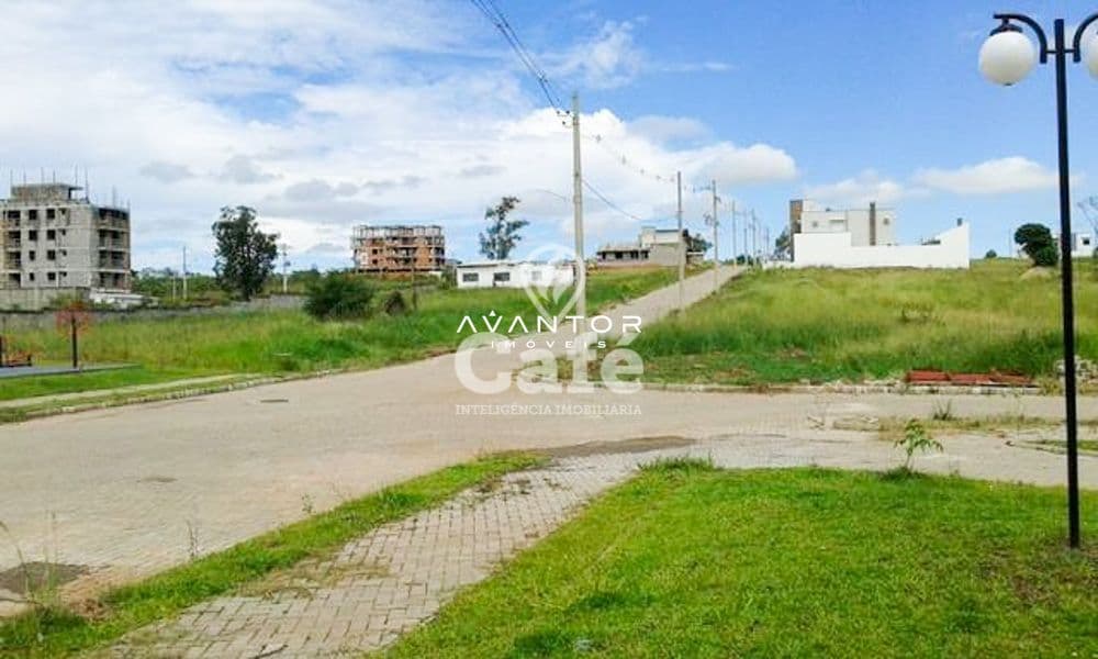Condomínio Fechado, Terreno plano — Terreno à venda no Viareggio Residence Club, em São José, Santa Maria/RS