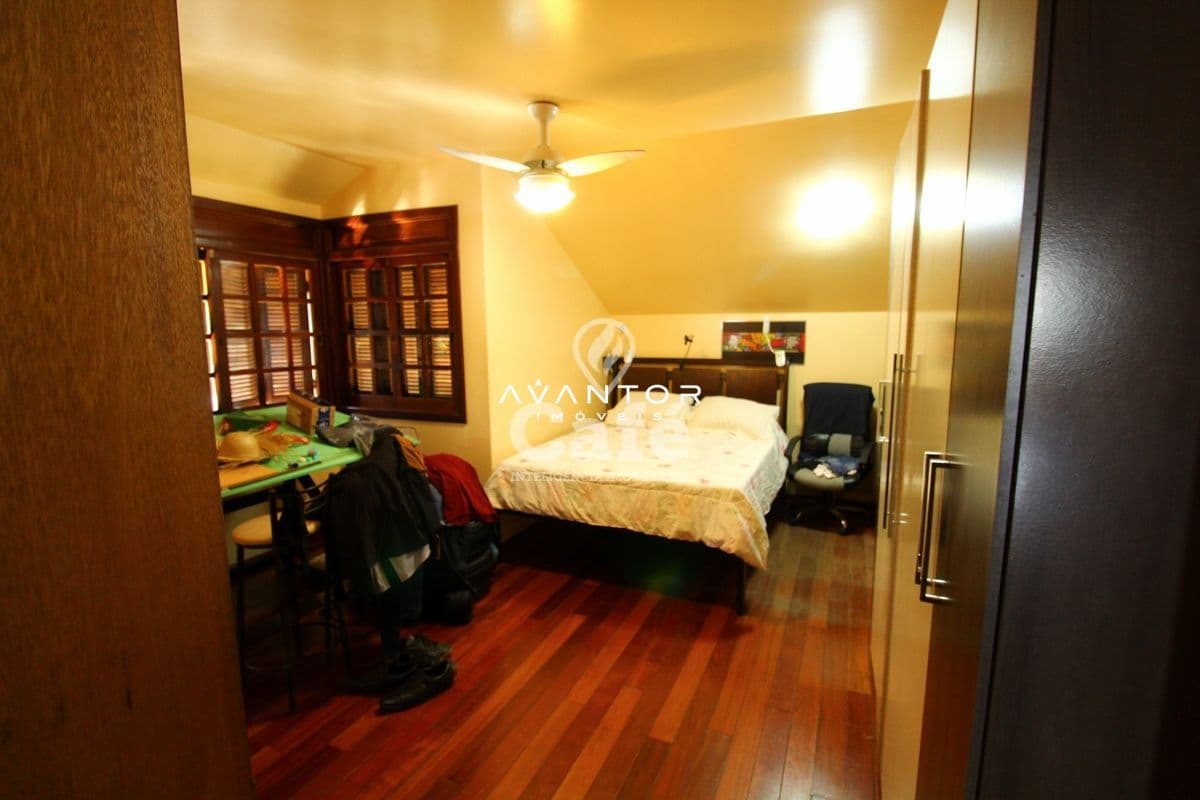 Casa com 5 quartos à venda em Nossa Senhora de Lourdes, Santa Maria/RS — foto 21 de 40