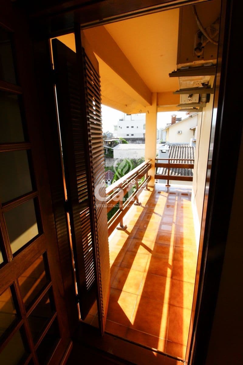 Casa com 5 quartos à venda em Nossa Senhora de Lourdes, Santa Maria/RS — foto 30 de 40