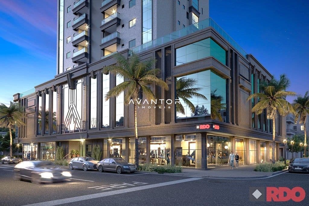 Fachada do prédio com lojas no térreo — Apartamento com 2 quartos à venda no Boulevard Royal, em Cento, Itapema/SC