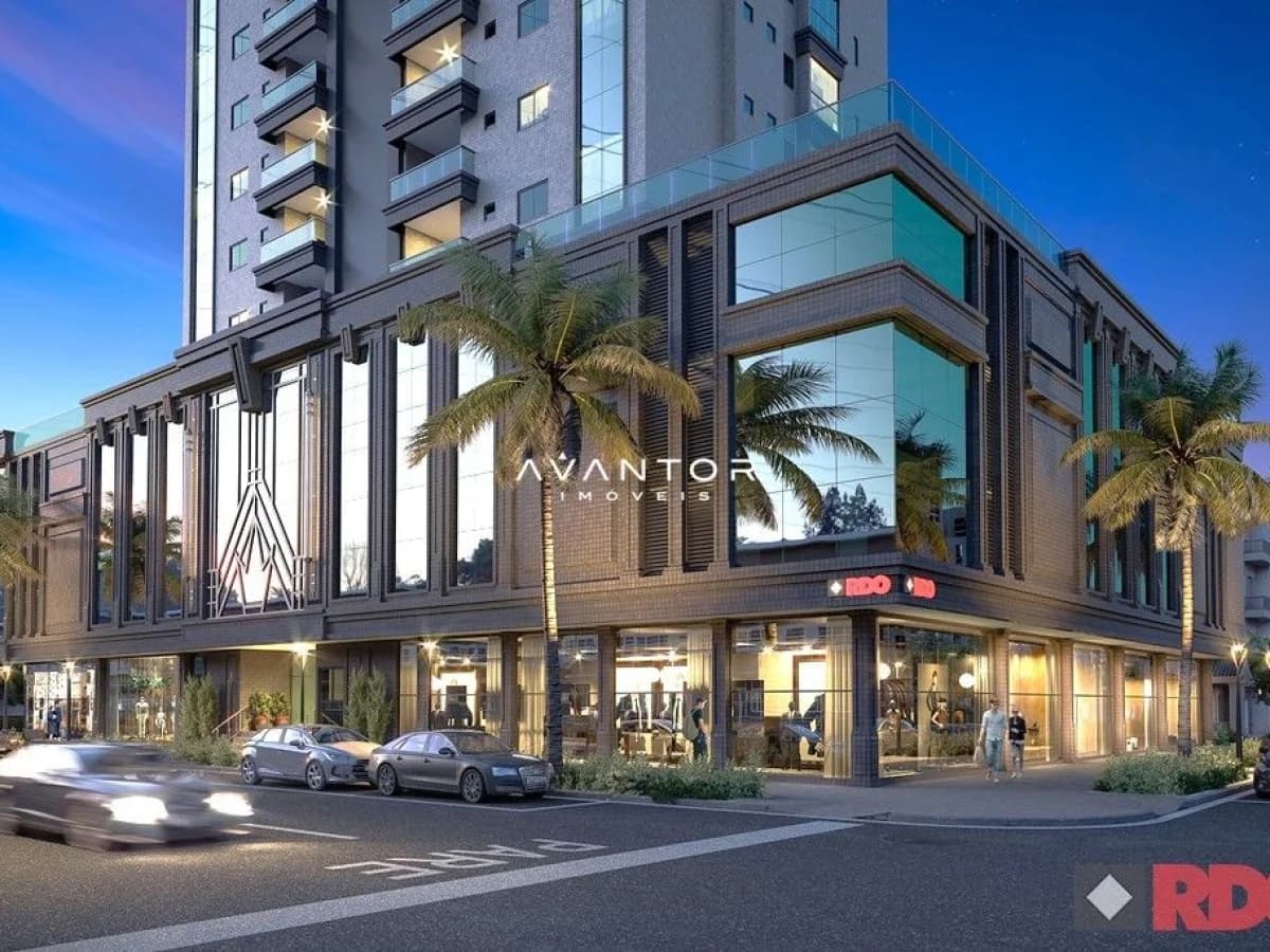 Fachada do prédio com lojas no térreo — Apartamento com 2 quartos à venda no Boulevard Royal, em Cento, Itapema/SC