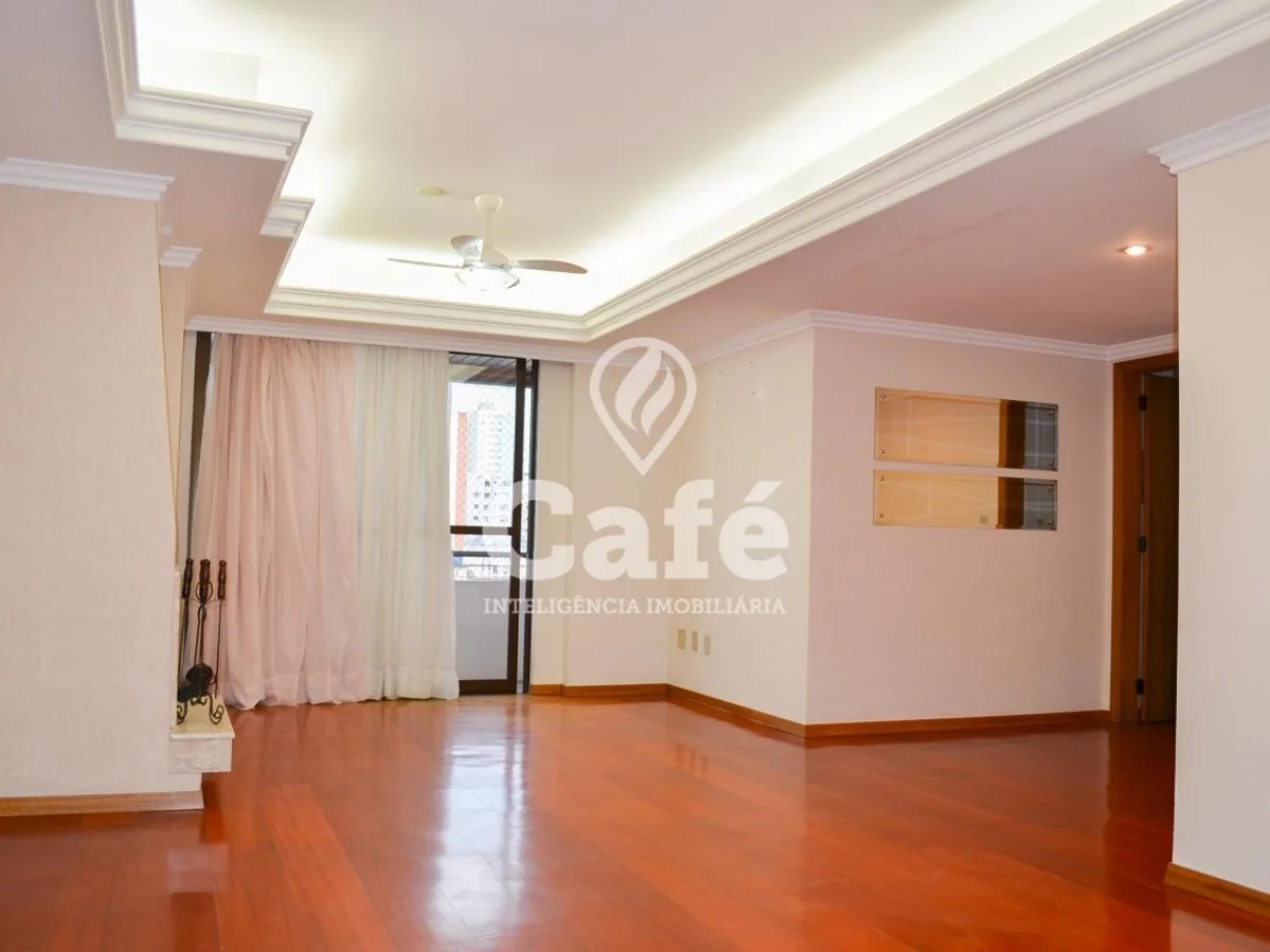 Apartamento 3 dorm. Sacada com Churrasqueira com Garagem — Edifício Vênice, Centro, Santa Maria/RS