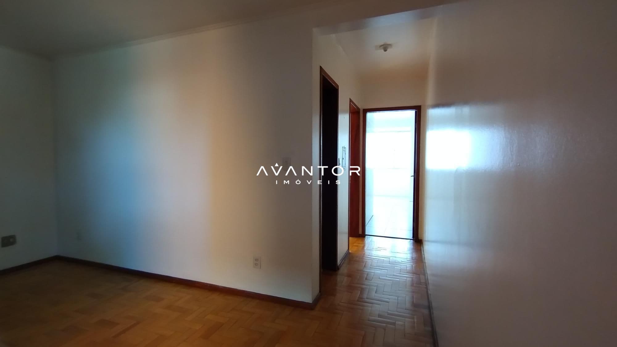 Hall de entrada com acesso aos ambientes — Apartamento com 1 quarto à venda em Nossa Senhora de Fátima, Santa Maria/RS