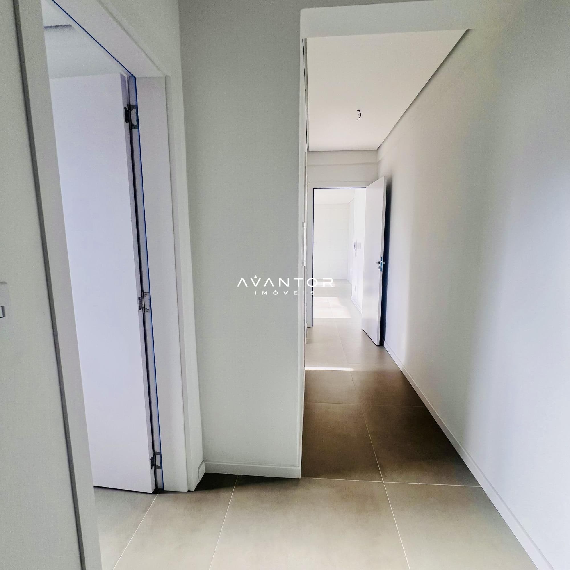 Corredor — Apartamento com 2 quartos à venda no Residencial Vista do Bosque, em Nossa Senhora de Lourdes, Santa Maria/RS