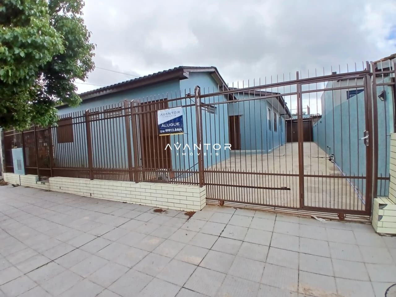 Casa com 4 quartos à venda em Urlândia, Santa Maria/RS — foto 2 de 37