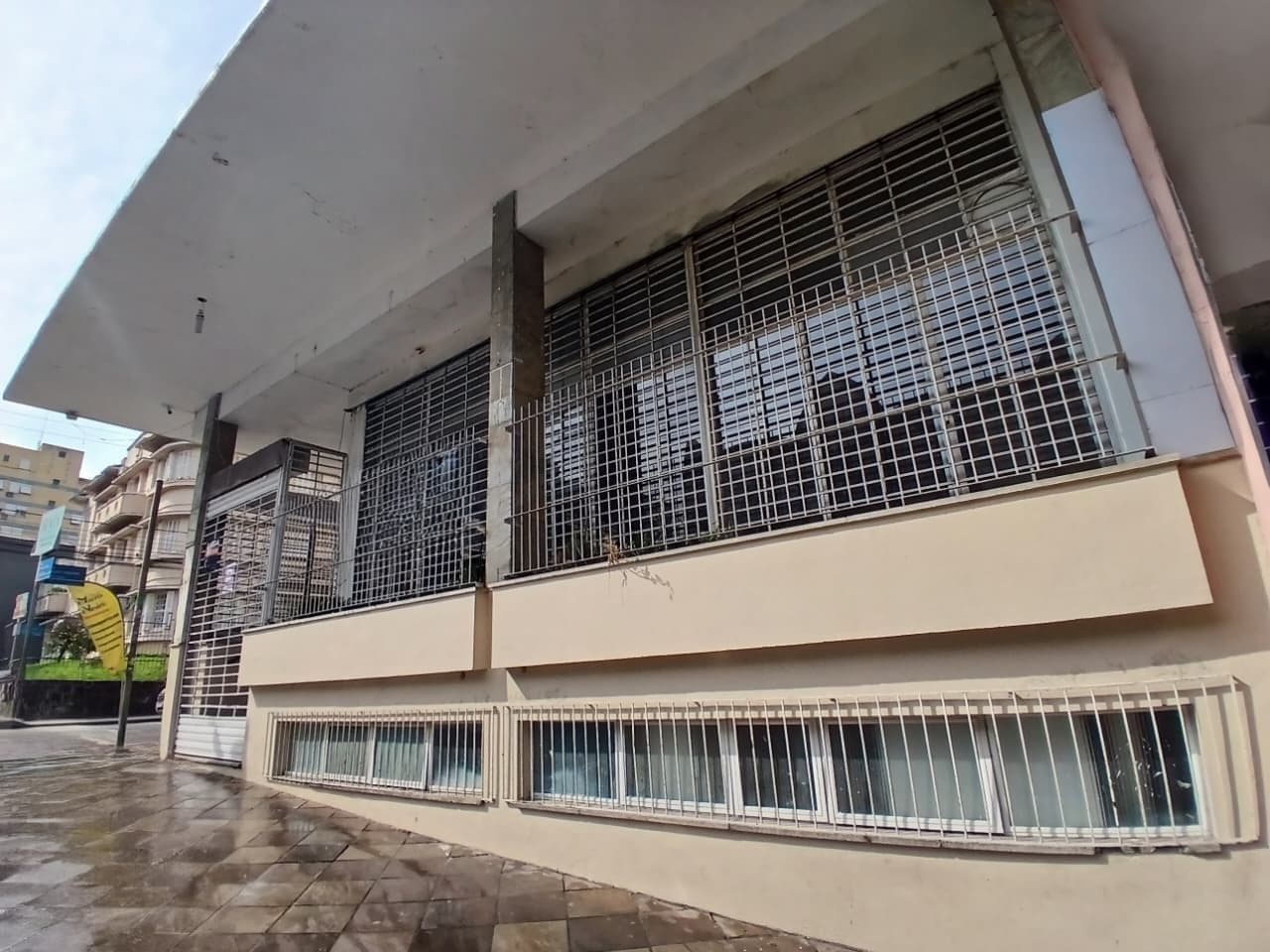 Loja Comercial De 110 m² Para Locação No Centro De Santa Maria — Loja com 1 sala para alugar em Centro, Santa Maria/RS