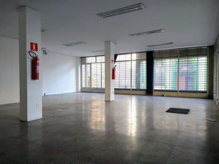 Loja Comercial De 110 m² Para Locação No Centro De Santa Maria — Loja com 1 sala para alugar em Centro, Santa Maria/RS