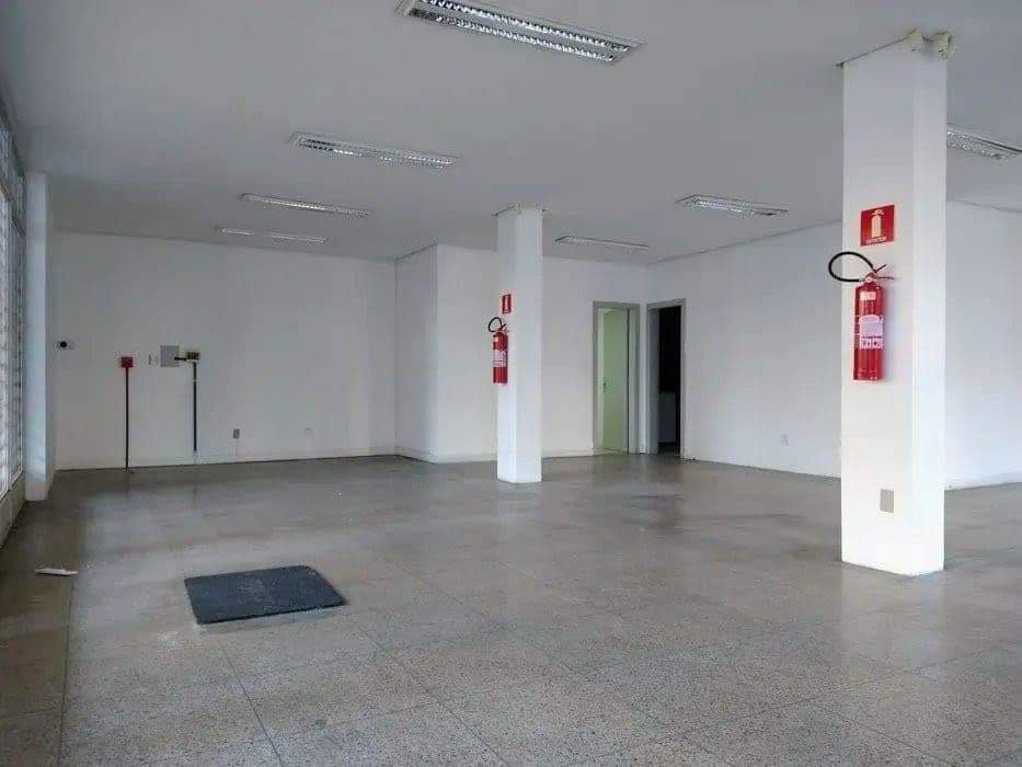 Loja Comercial De 110 m² Para Locação No Centro De Santa Maria — Loja com 1 sala para alugar em Centro, Santa Maria/RS