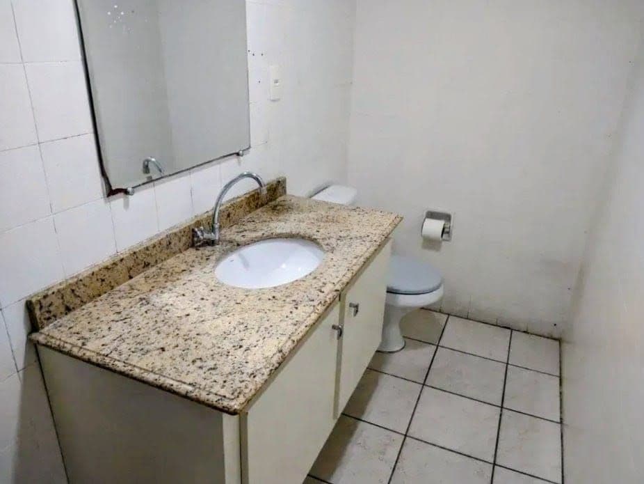 Loja Comercial De 110 m² Para Locação No Centro De Santa Maria — Loja com 1 sala para alugar em Centro, Santa Maria/RS