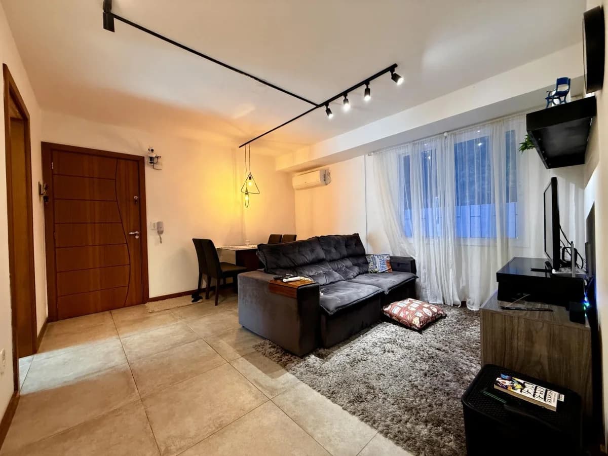Apartamento localizado no Bairro Nossa Senhora de Lourdes — Edifício Griffos, Nossa Senhora de Lourdes, Santa Maria/RS