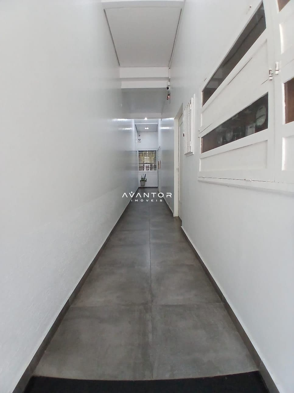 Sala Comercial com 2 salas para alugar em Centro, Santa Maria/RS — foto 2 de 5
