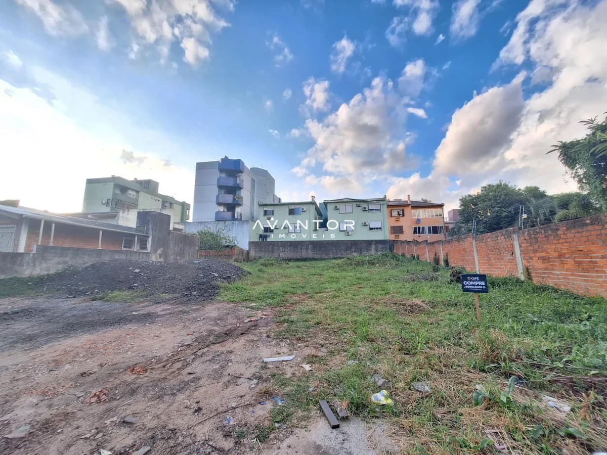 Terreno com vista para edifícios residenciais — Terreno à venda em Nonoai, Santa Maria/RS