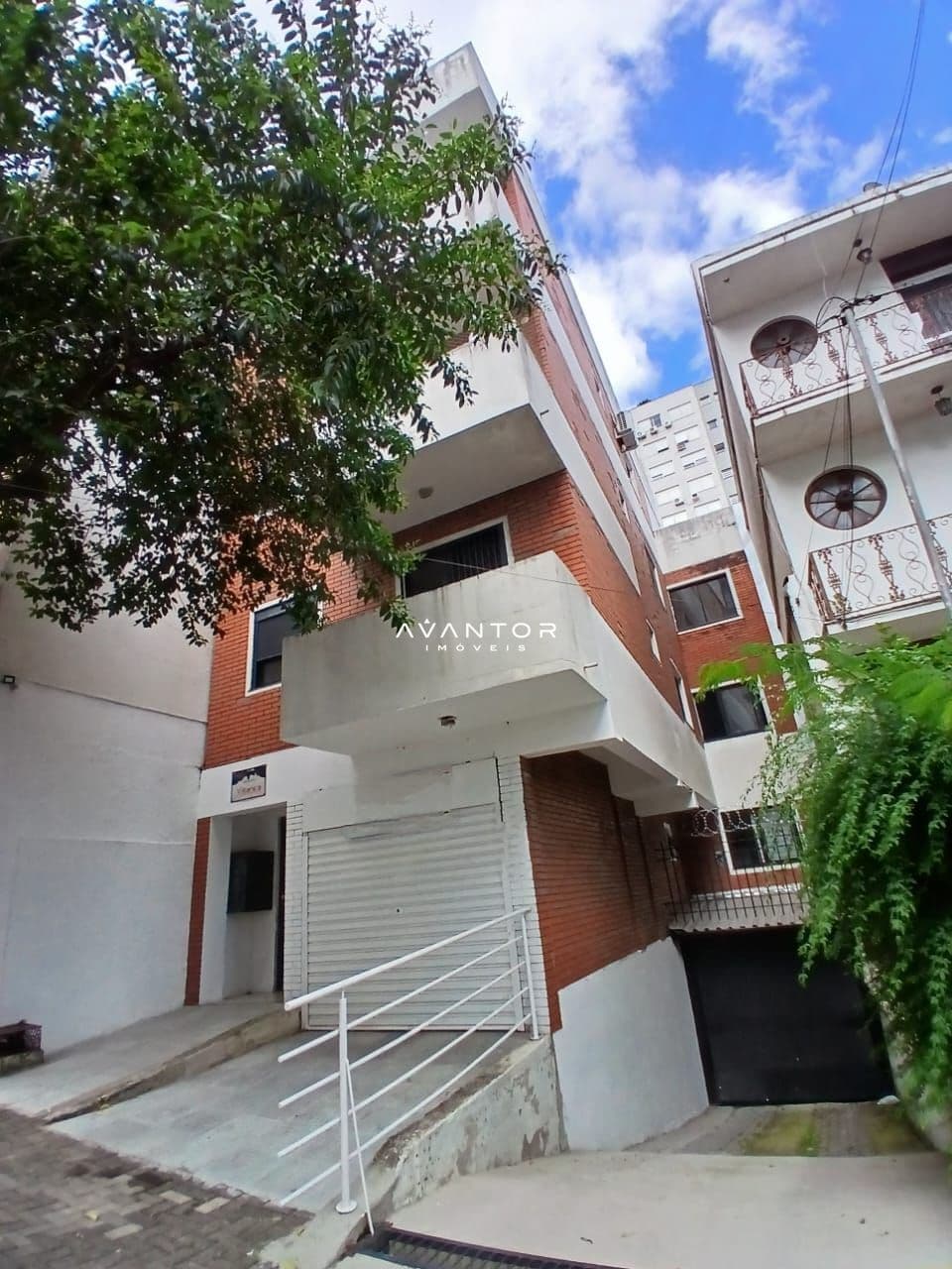 Sala Comercial com 2 salas à venda no Residencial Villa Rica, em Centro, Santa Maria/RS