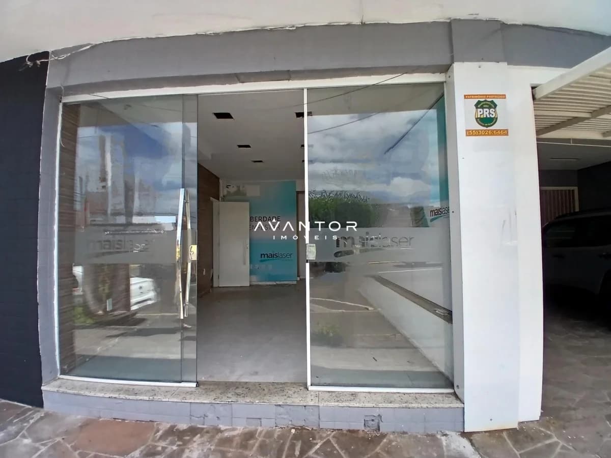 Loja com 1 sala para alugar em Nossa Senhora Medianeira, Santa Maria/RS