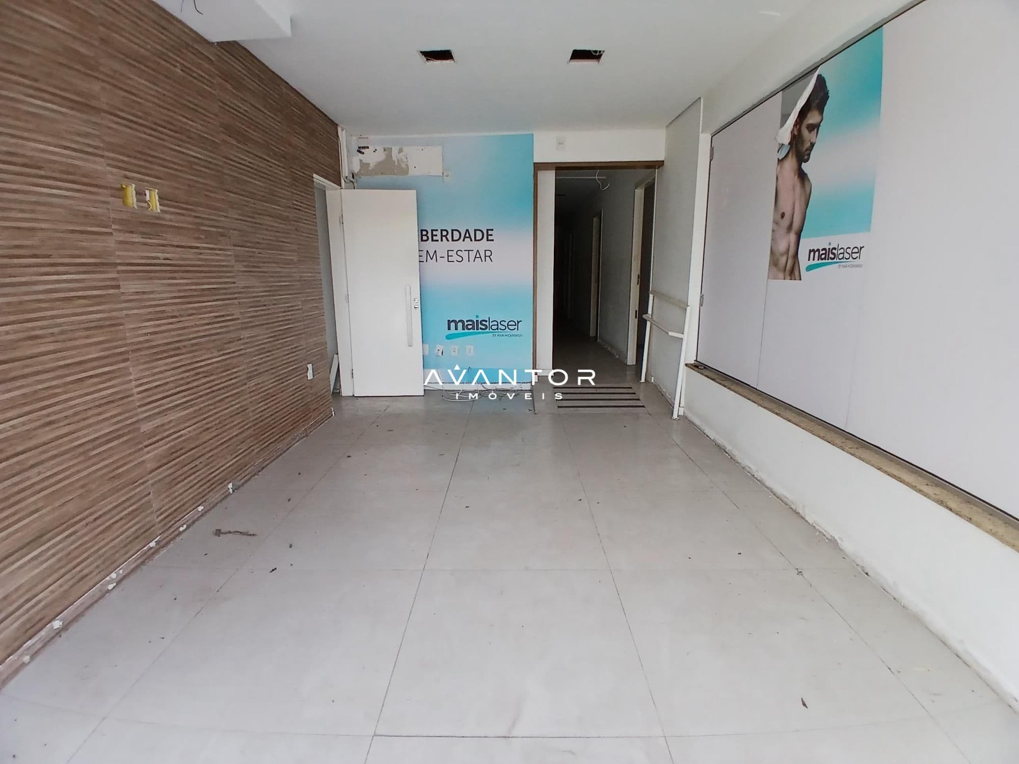 Loja com 1 sala para alugar em Nossa Senhora Medianeira, Santa Maria/RS — foto 2 de 6