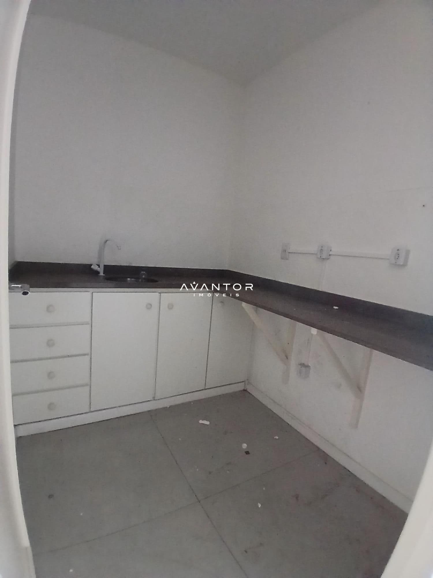 Loja com 1 sala para alugar em Nossa Senhora Medianeira, Santa Maria/RS — foto 3 de 6