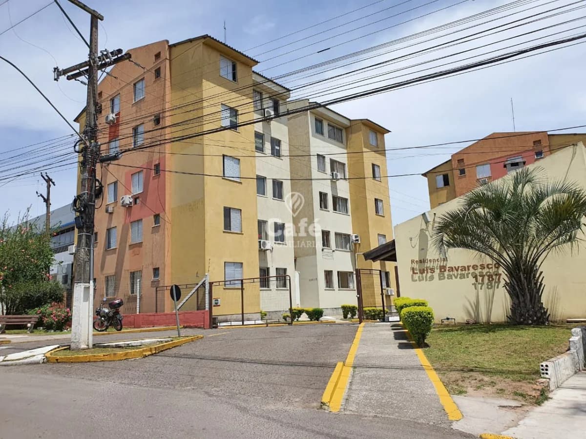 Apartamento com 2 Dormitórios no Bairro Medianeira — Conjunto Residencial Luis Bavaresco, Uglione, Santa Maria/RS