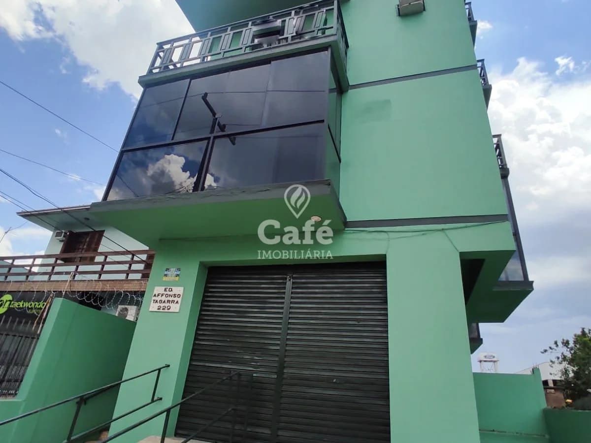 Apartamento com dois dormitórios, três sacadas — Edifício Affonso Tarraga, Nossa Senhora de Lourdes, Santa Maria/RS