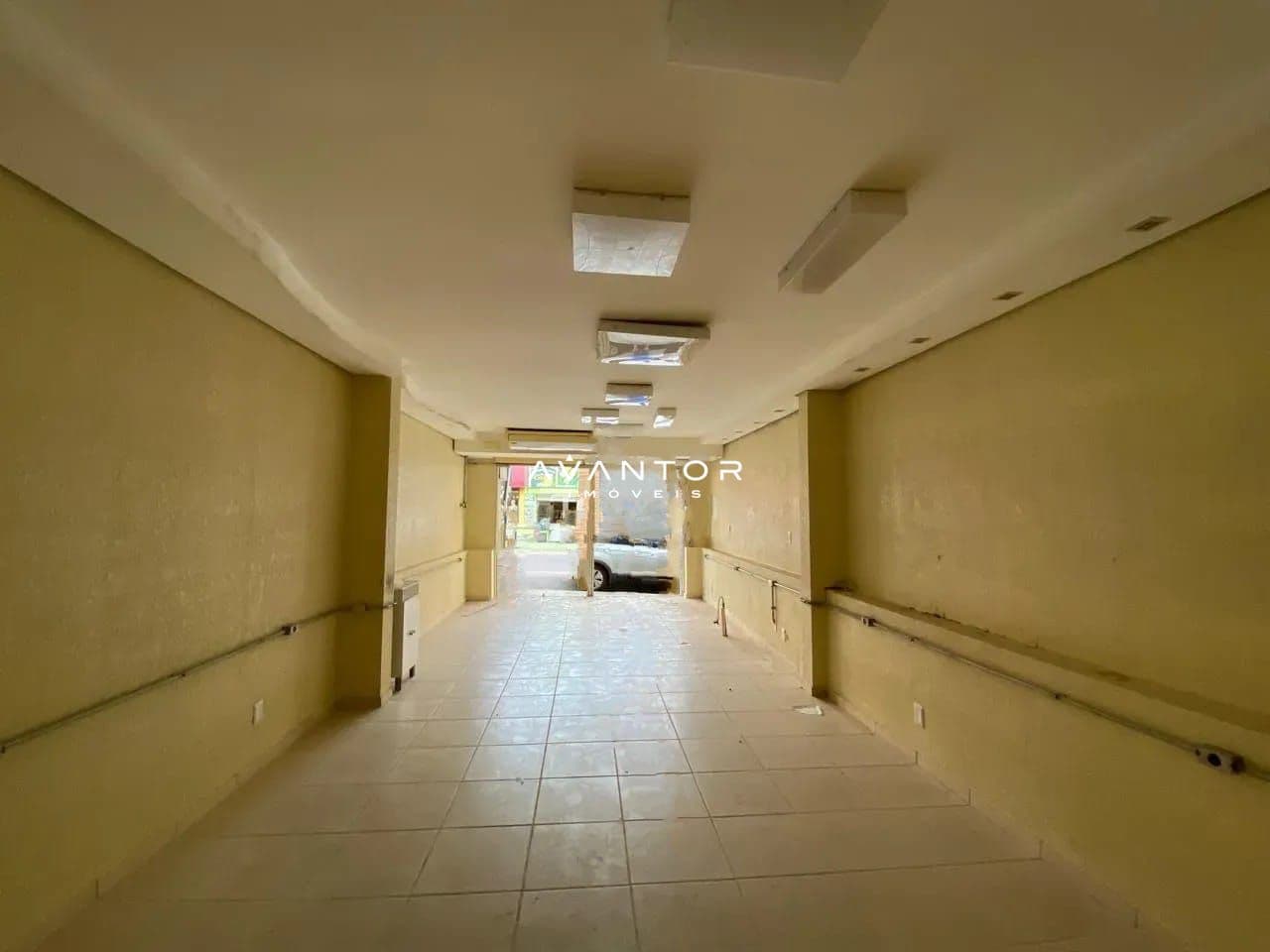 Loja com 5 salas para alugar em Centro, Santa Maria/RS — foto 6 de 12