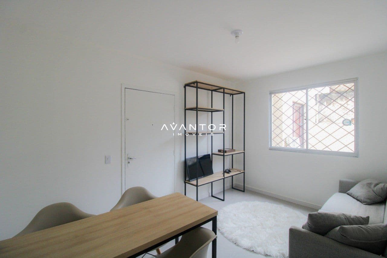 Dormitório com bancada integrada — Apartamento com 1 quarto à venda em Centro, Santa Maria/RS