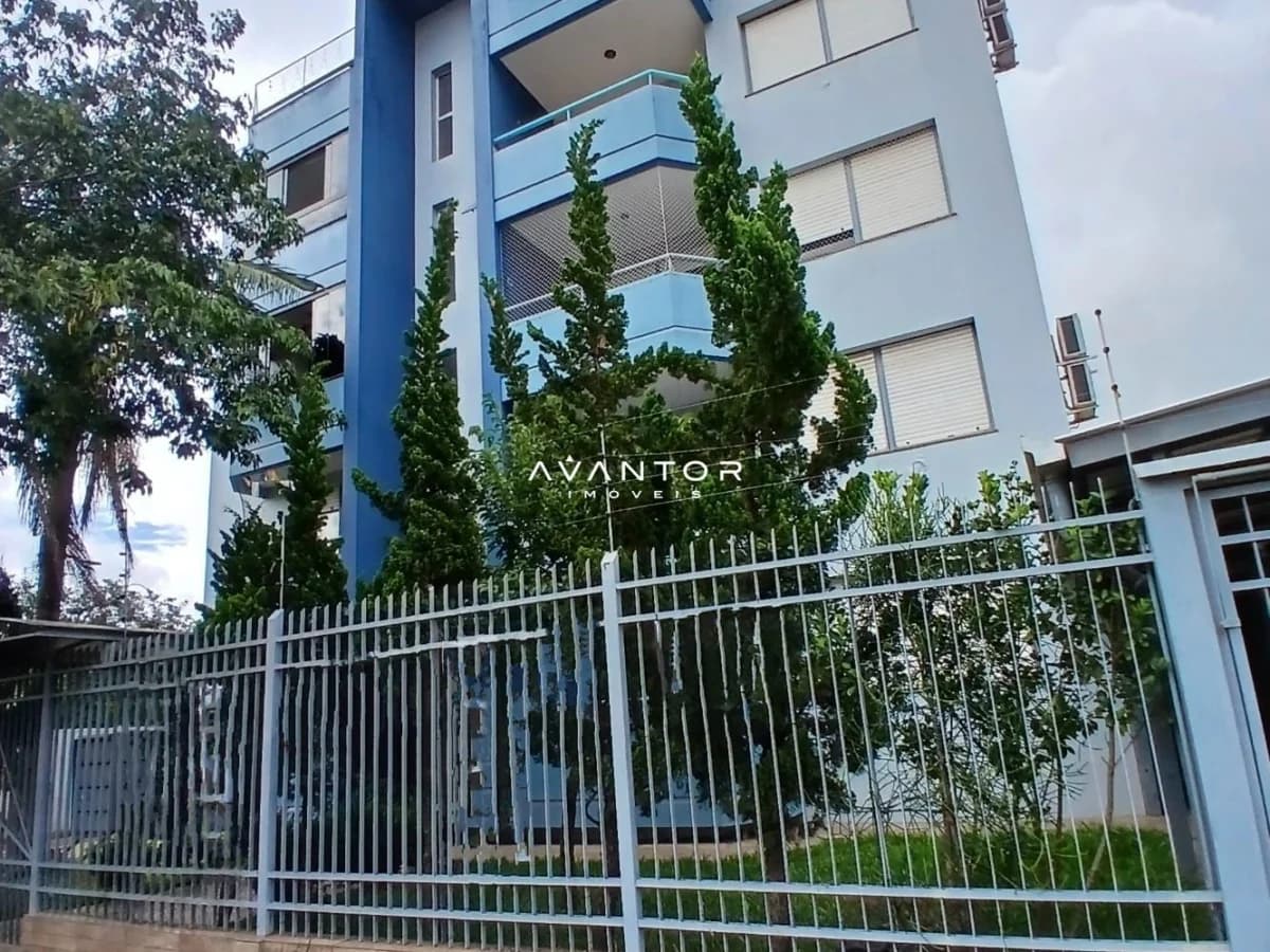 Fachada do prédio com sacadas — Cobertura com 4 quartos à venda em Camobi, Santa Maria/RS