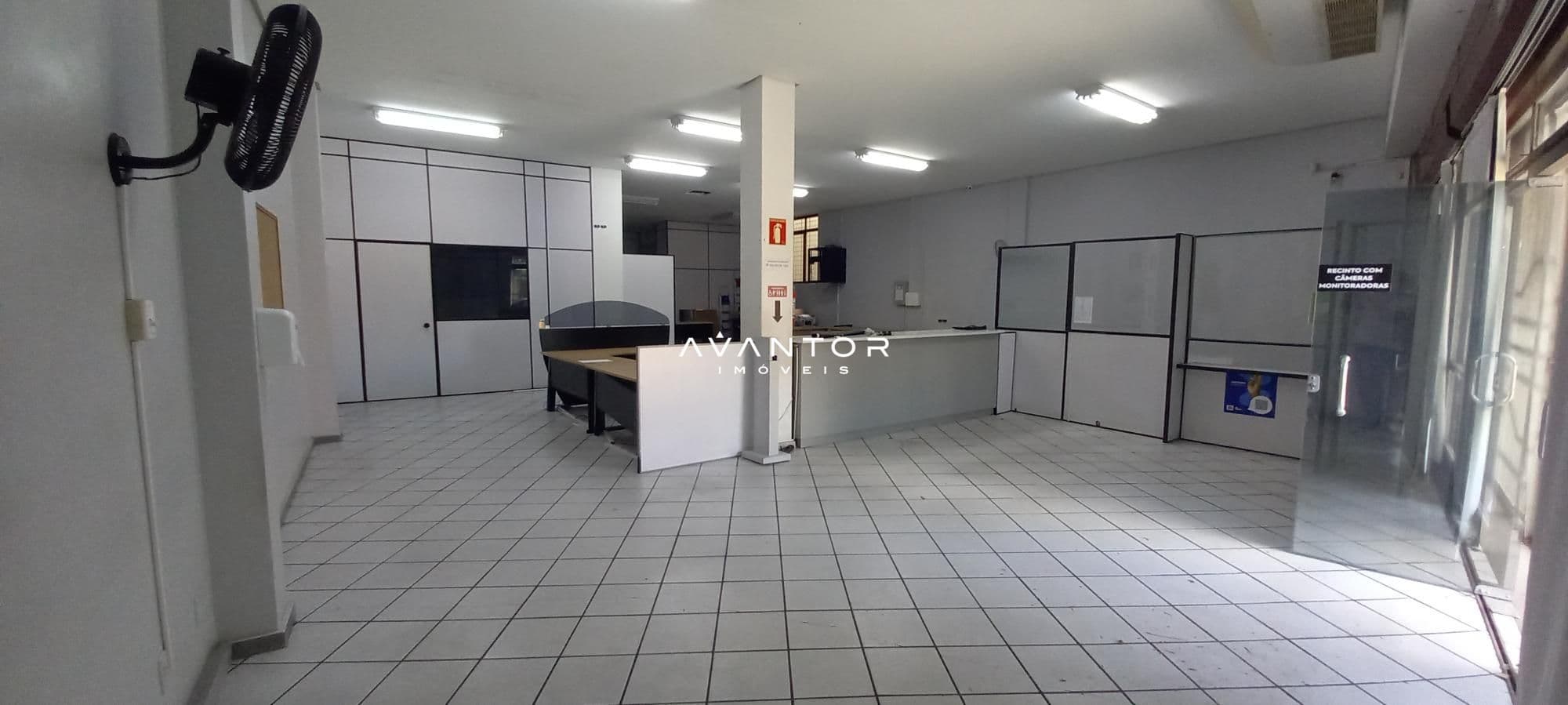 Loja com 1 sala à venda em Centro, Santa Maria/RS — foto 5 de 9