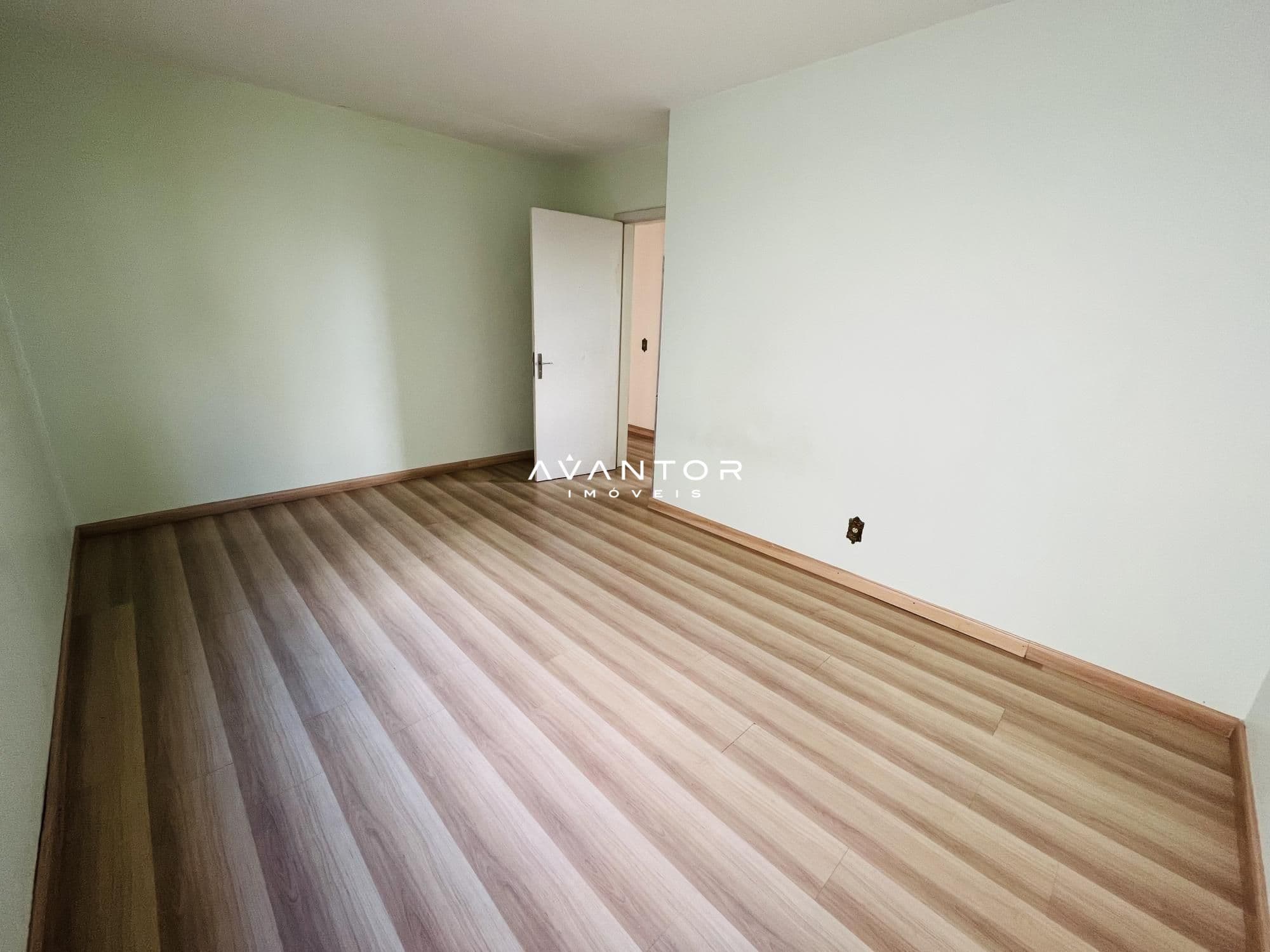 Apartamento com 2 quartos à venda no Edifício Portinari, em Nossa Senhora de Fátima, Santa Maria/RS — foto 4 de 11