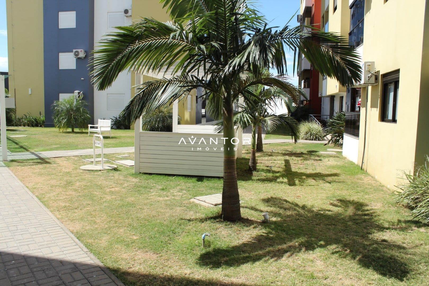 Apartamento com 2 quartos à venda no Edifício Bragança, em Uglione, Santa Maria/RS — foto 2 de 14